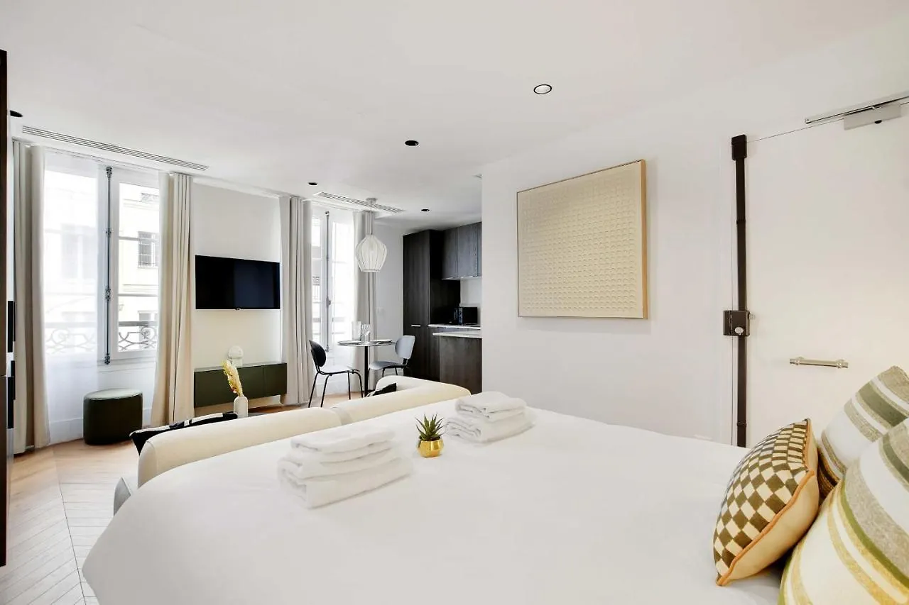 Elegant Studio Pour 2 Personnes - Opera Garnier Paris