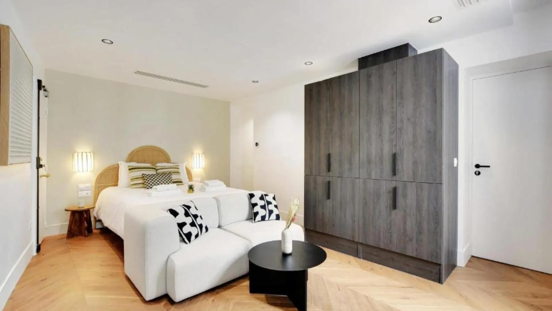Elegant Studio Pour 2 Personnes - Opera Garnier Paris Apartment